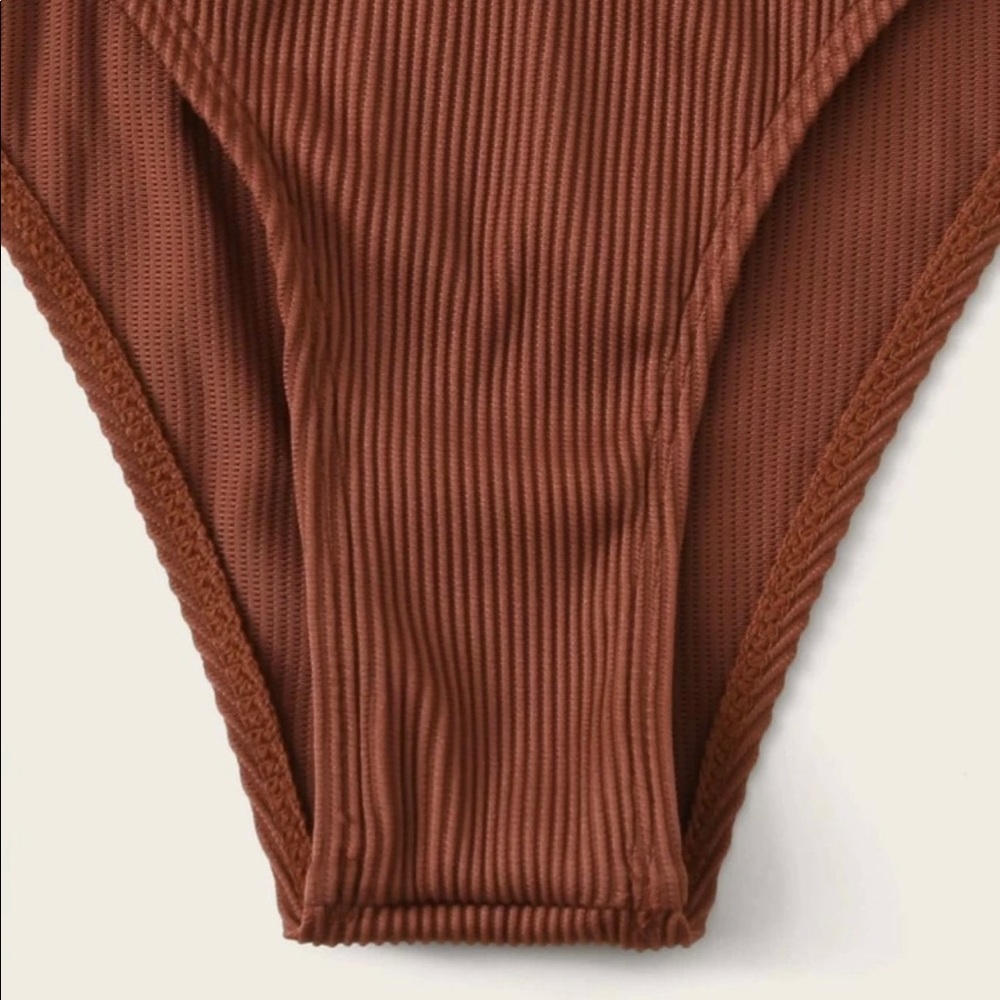 NWT Ribbed Bikini Set - Picture 5 of 5